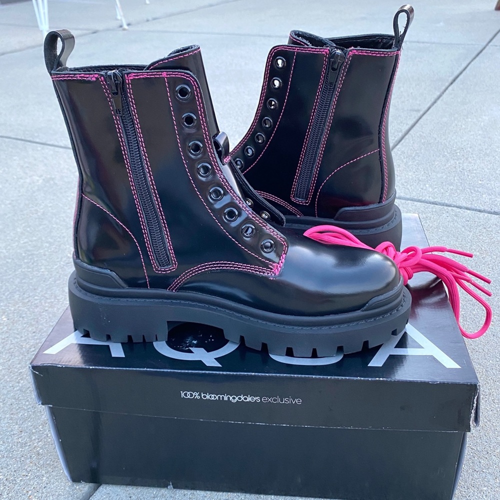 AQUA Combat Boots Ankle booties Quinn black patent neon pink lace up Moto combat - Picture 3 of 12